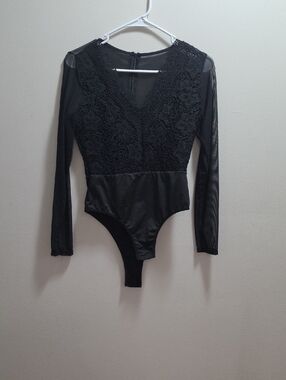 Sheer Lace Long-Sleeve Black Bodysuit